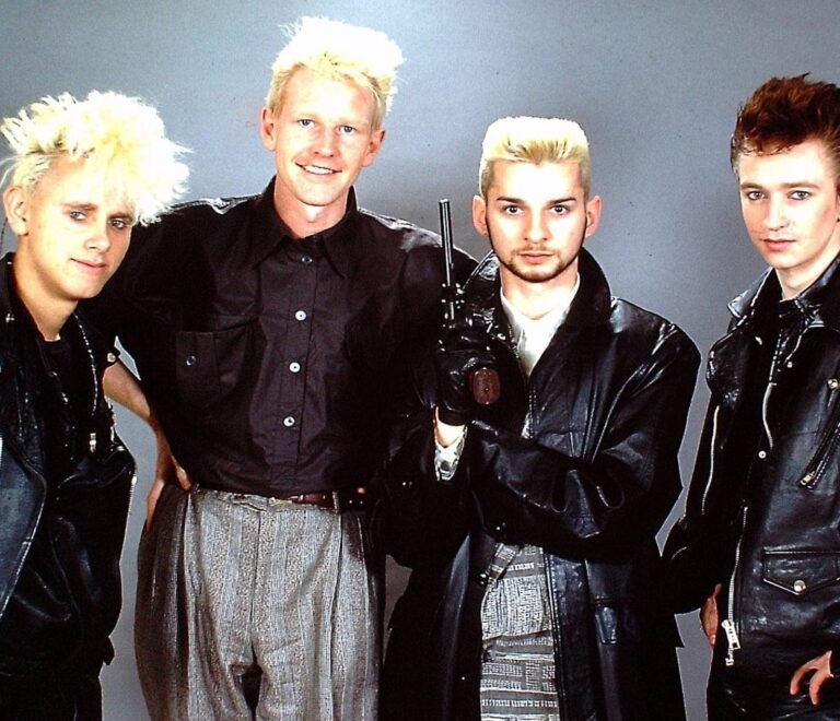 Ghosts Again – Depeche Mode