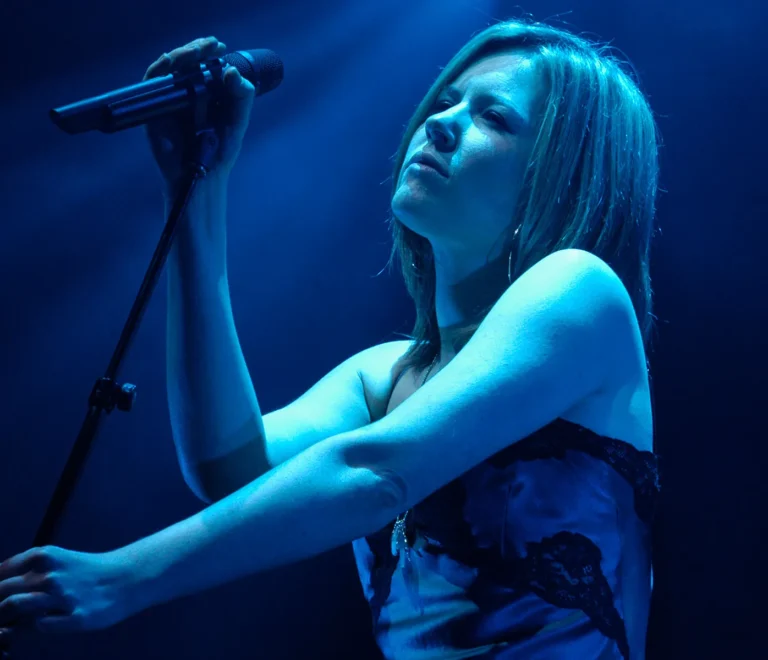 Thank You & White Flag – DIDO